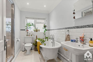 Photo 9- click for photo gallery